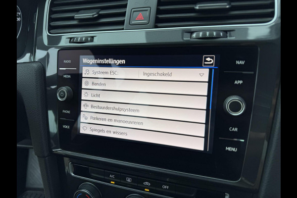 Volkswagen Golf 1.0 TSI 110pk Comfortline CarPlay Navi Elektr.Trekhaak Garantie Airco