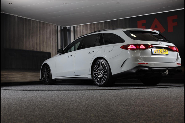 Mercedes-Benz E-Klasse Estate 300 e AMG Line / HYPERSCREEN / Acc / Lane Assist / Dode Hoek / Head Up / 360 Camera / Leder / Pano