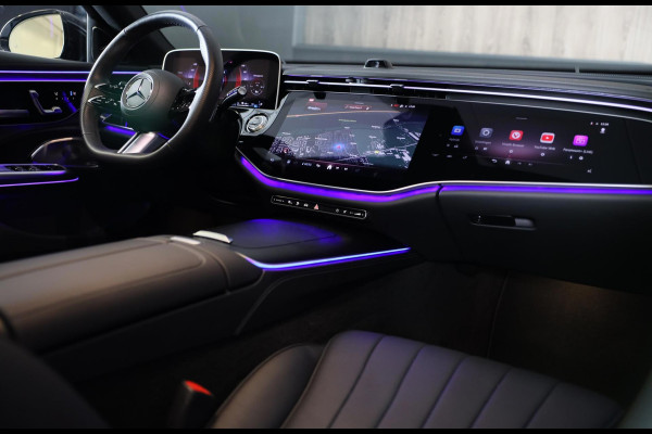 Mercedes-Benz E-Klasse Estate 300 e AMG Line / HYPERSCREEN / Acc / Lane Assist / Dode Hoek / Head Up / 360 Camera / Leder / Pano