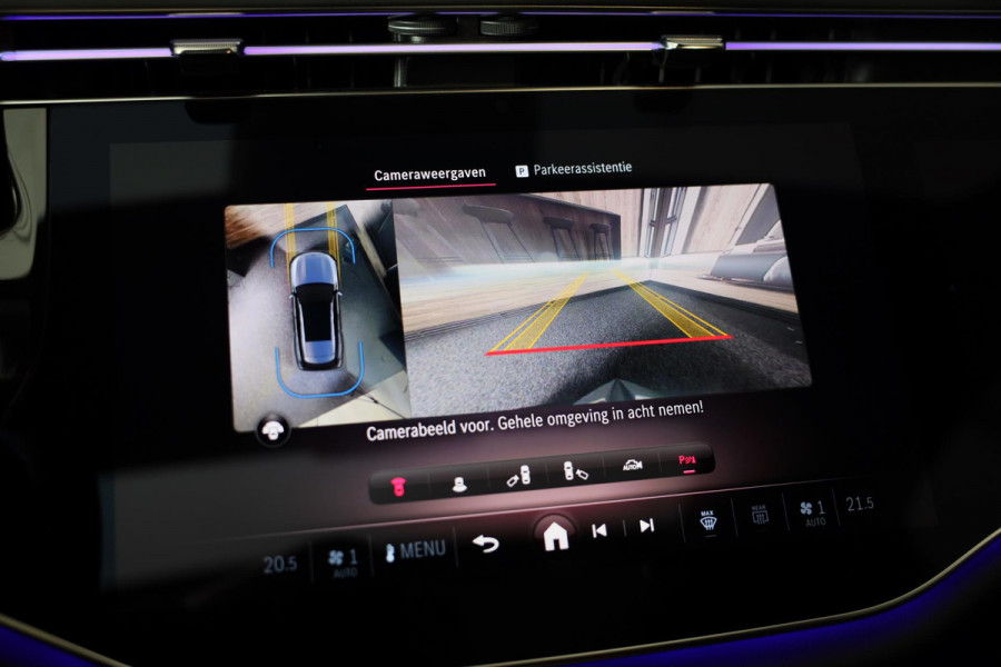 Mercedes-Benz E-Klasse Estate 300 e AMG Line / HYPERSCREEN / Acc / Lane Assist / Dode Hoek / Head Up / 360 Camera / Leder / Pano