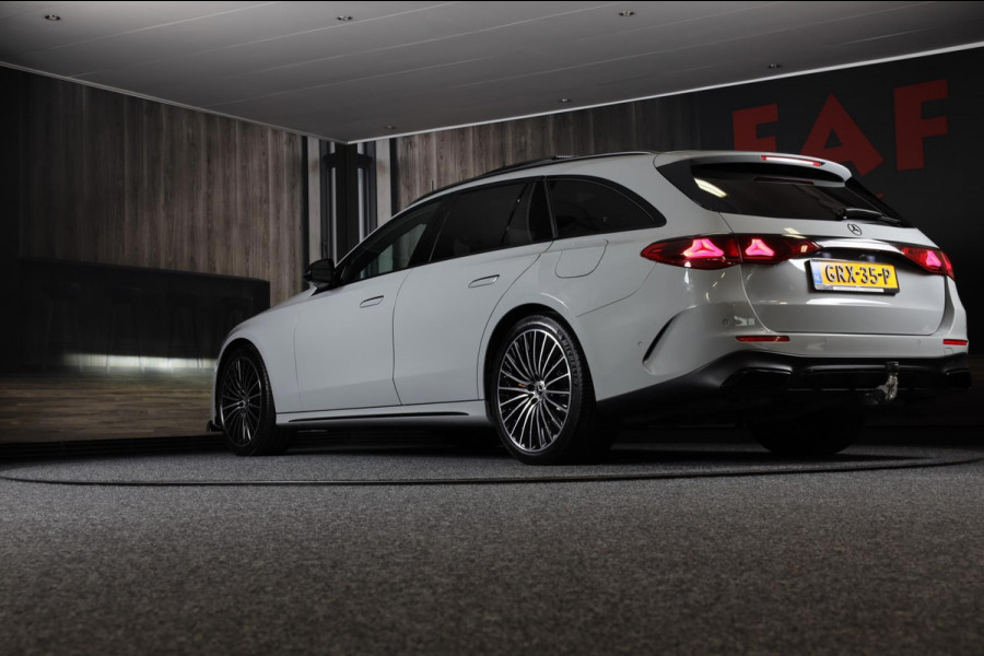 Mercedes-Benz E-Klasse Estate 300 e AMG Line / HYPERSCREEN / Acc / Lane Assist / Dode Hoek / Head Up / 360 Camera / Leder / Pano