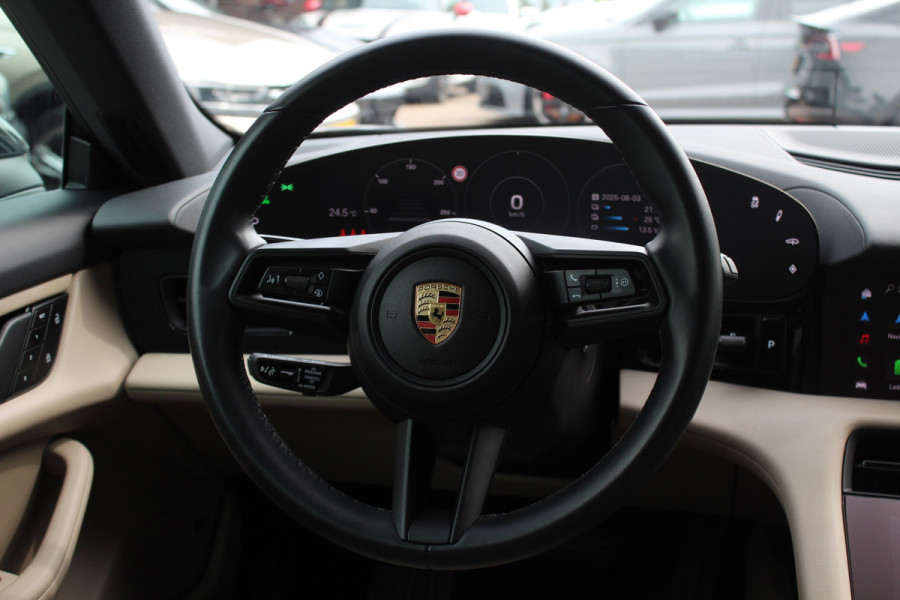 Porsche Taycan Sport Turismo 79 kWh / SoH 90.8% / Panoramadak / Camera / Adaptieve stoelen / Luchtvering / 21'' / Bose / Keyless / Sportchrono / Stoelverwarming / DAB / ACC