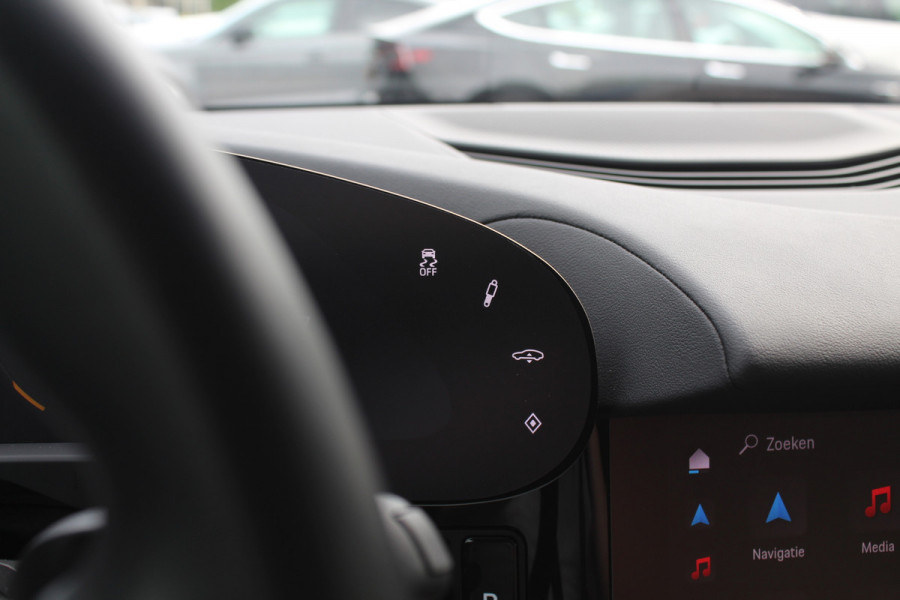 Porsche Taycan Sport Turismo 79 kWh / SoH 90.8% / Panoramadak / Camera / Adaptieve stoelen / Luchtvering / 21'' / Bose / Keyless / Sportchrono / Stoelverwarming / DAB / ACC