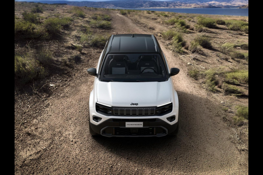 Jeep Avenger 1.2T 4xe Overland | Winter Pack | Infotainment & Convenience Pack | Bicolore