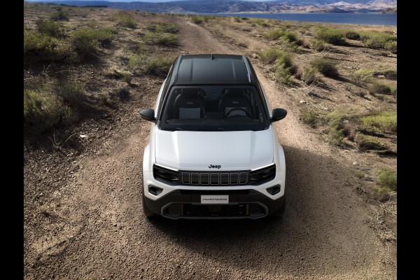 Jeep Avenger 1.2T 4xe Overland | Winter Pack | Infotainment & Convenience Pack | Bicolore