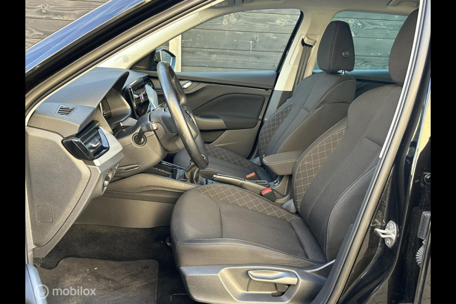 Škoda Kamiq 1.0 TSI Ambition FM Navigatie / carplay / 17" / clima / chroom / 61.694 KM!!