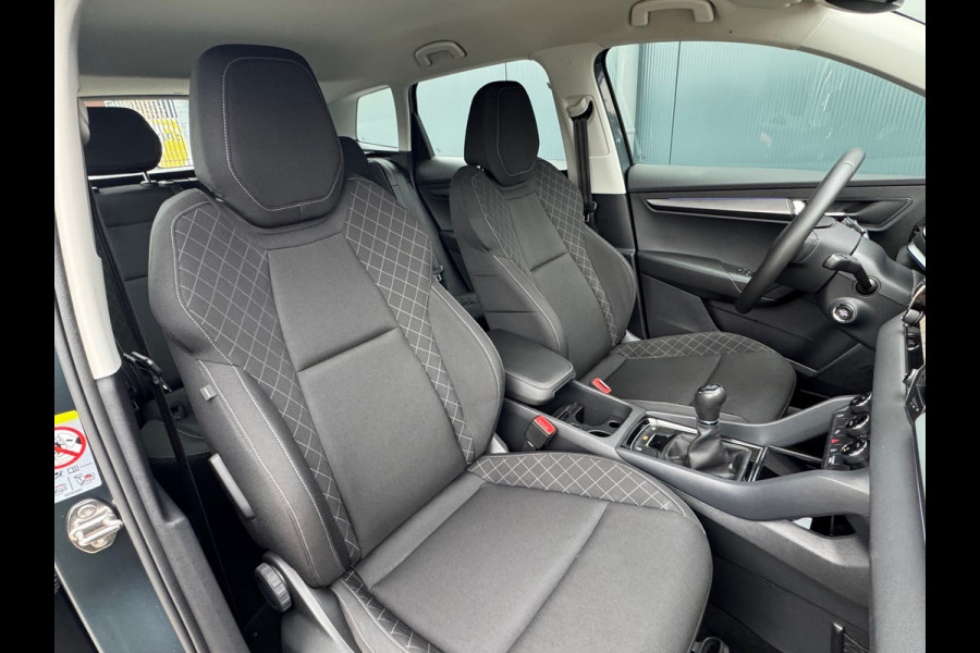 Škoda Karoq 1.0 TSI Ambition * Navigatie * Camera * Stoelverwarming * Cruise Control *