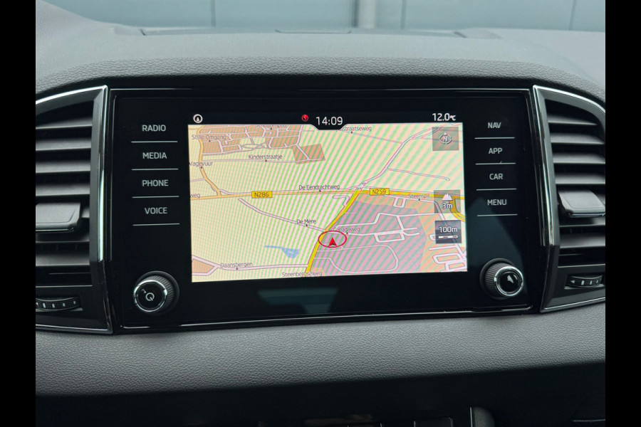 Škoda Karoq 1.0 TSI Ambition * Navigatie * Camera * Stoelverwarming * Cruise Control *