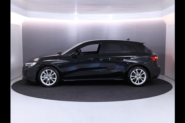 Audi A3 Sportback 30 TFSI S edition 115 PK Automaat | 50% korting op pakket | Verlengde garantie |  Navigatie | Park pakket | Zwart optiek | Privacy glas |