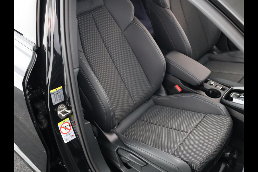 Audi A3 Sportback 30 TFSI S edition 115 PK Automaat | 50% korting op pakket | Verlengde garantie |  Navigatie | Park pakket | Zwart optiek | Privacy glas |