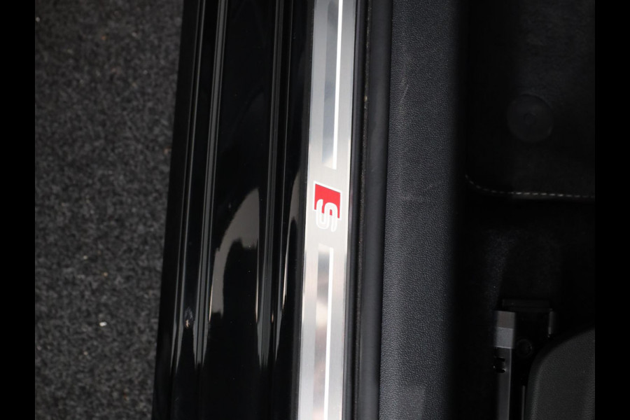 Audi A3 Sportback 30 TFSI S edition 115 PK Automaat | 50% korting op pakket | Verlengde garantie |  Navigatie | Park pakket | Zwart optiek | Privacy glas |