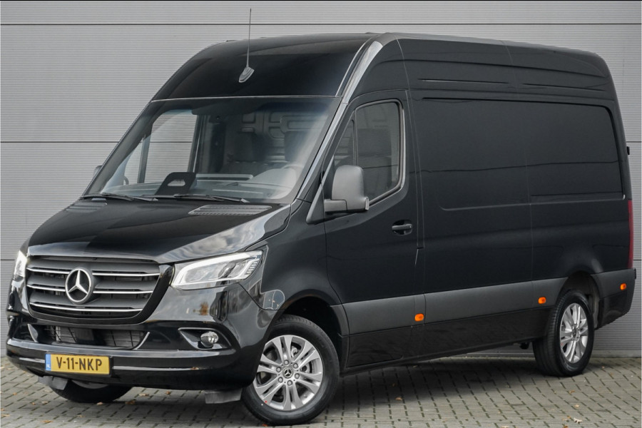 Mercedes-Benz Sprinter 319 1.9 CDI L2H2 RWD BPM Vrij Distronic Camera LED Navi Trekhaak 3.5T