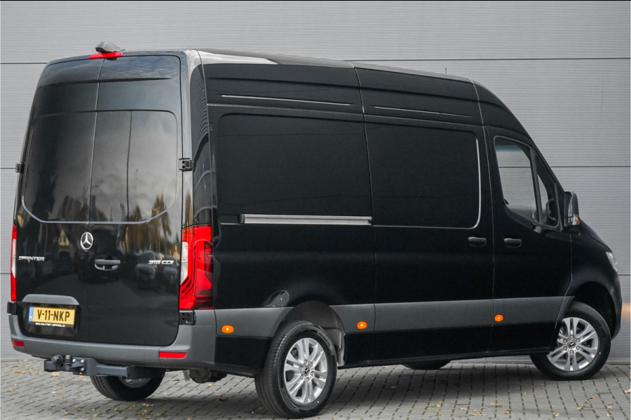 Mercedes-Benz Sprinter 319 1.9 CDI L2H2 RWD BPM Vrij Distronic Camera LED Navi Trekhaak 3.5T