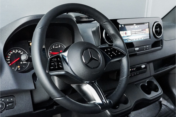 Mercedes-Benz Sprinter 319 1.9 CDI L2H2 RWD BPM Vrij Distronic Camera LED Navi Trekhaak 3.5T