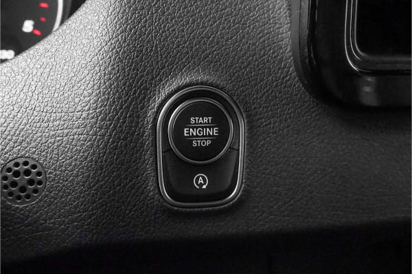 Mercedes-Benz Sprinter 319 1.9 CDI L2H2 RWD BPM Vrij Distronic Camera LED Navi Trekhaak 3.5T
