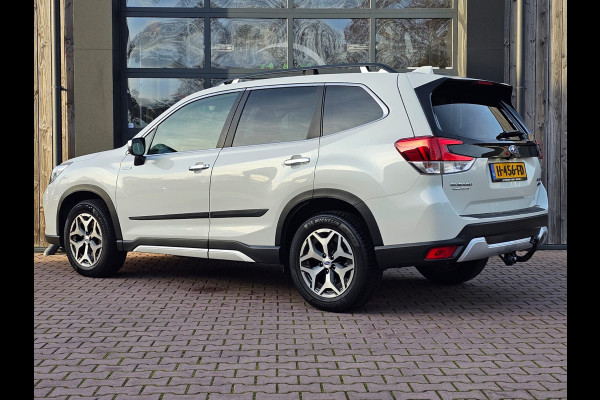 Subaru Forester 2.0i e-BOXER Luxury | Automaat | Trekhaak | Elek. klep | X Mode | ACC | Stoelverwarming |