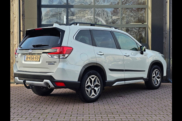 Subaru Forester 2.0i e-BOXER Luxury | Automaat | Trekhaak | Elek. klep | X Mode | ACC | Stoelverwarming |