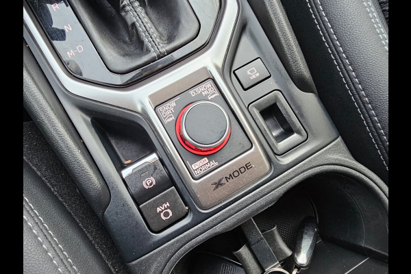 Subaru Forester 2.0i e-BOXER Luxury | Automaat | Trekhaak | Elek. klep | X Mode | ACC | Stoelverwarming |