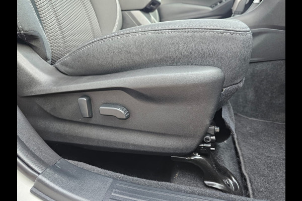 Subaru Forester 2.0i e-BOXER Luxury | Automaat | Trekhaak | Elek. klep | X Mode | ACC | Stoelverwarming |
