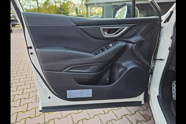 Subaru Forester 2.0i e-BOXER Luxury | Automaat | Trekhaak | Elek. klep | X Mode | ACC | Stoelverwarming |