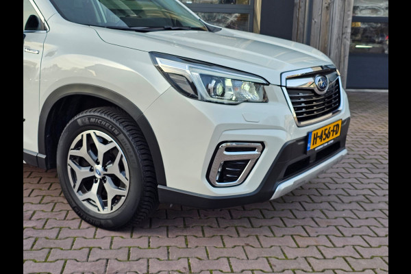 Subaru Forester 2.0i e-BOXER Luxury | Automaat | Trekhaak | Elek. klep | X Mode | ACC | Stoelverwarming |