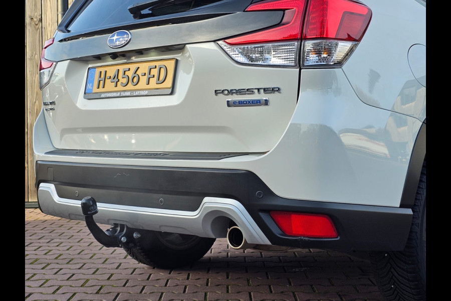 Subaru Forester 2.0i e-BOXER Luxury | Automaat | Trekhaak | Elek. klep | X Mode | ACC | Stoelverwarming |