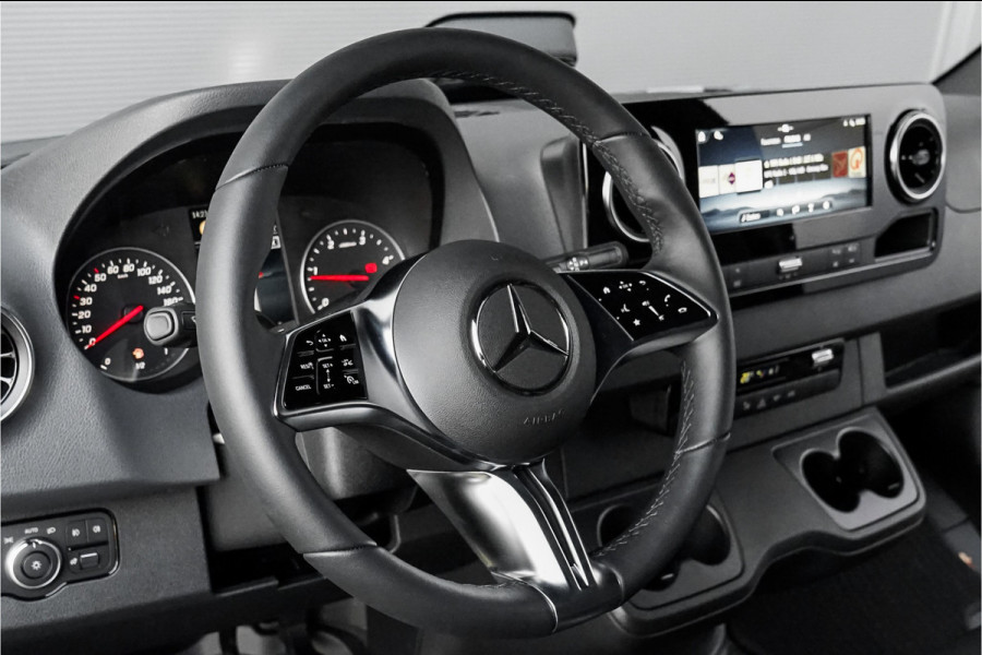 Mercedes-Benz Sprinter 319 1.9 CDI L2H1 Black Pack Vol 20" Distronic Camera Trekhaak 3.5T