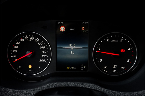 Mercedes-Benz Sprinter 319 1.9 CDI L2H1 Black Pack Vol 20" Distronic Camera Trekhaak 3.5T