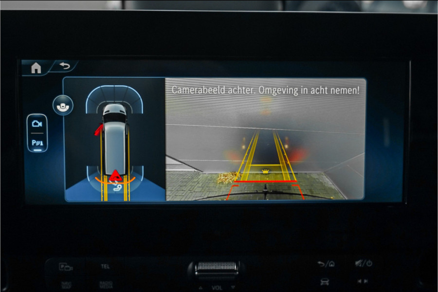 Mercedes-Benz Sprinter 319 1.9 CDI L2H1 Black Pack Vol 20" Distronic Camera Trekhaak 3.5T