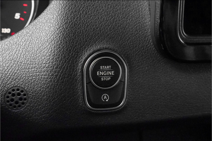 Mercedes-Benz Sprinter 319 1.9 CDI L2H1 Black Pack Vol 20" Distronic Camera Trekhaak 3.5T