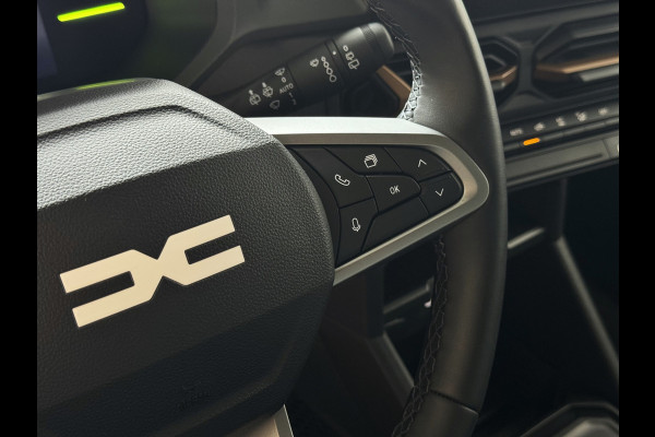 Dacia Duster 1.6 HYBRID EXTREME SANDSTONE CAMERA CARLAY NAVI STOEL/STUUR/RUIT VERW. LED PDC