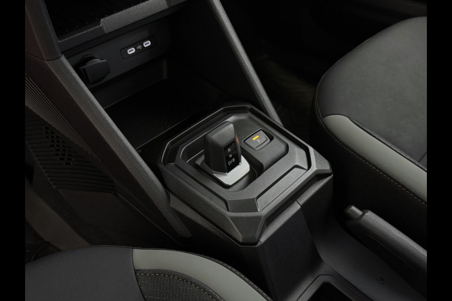 Dacia Duster 1.6 HYBRID EXTREME SANDSTONE CAMERA CARLAY NAVI STOEL/STUUR/RUIT VERW. LED PDC