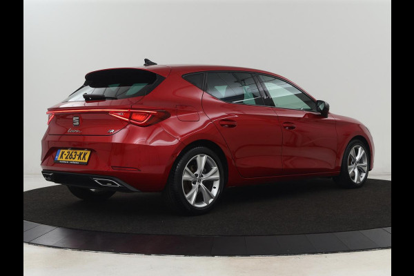 Seat Leon 1.5 eTSI FR Launch Edition | Stoelverwarming | Carplay | Adaptive cruise | Dynamic Chassis Control | Keyless | Sfeerverlichting | Stuurverwarming | Navigatie | Parkeerhulp