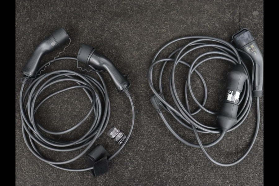 Lynk & Co 01 1.5 Plug In | Panoramadak | Infinity by Harman | Camera | Adaptive cruise | Stoelverwarming | Carplay | Memory | Full LED | PHEV