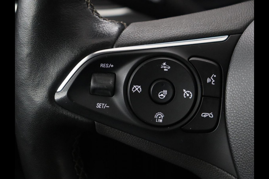 Opel Insignia 1.5 Turbo Innovation | Head-Up | Trekhaak | Stoel & stuurverwarming | Camera | Matrix LED | Carplay | Keyless | Navigatie | Climate control | DAB | Cruise control