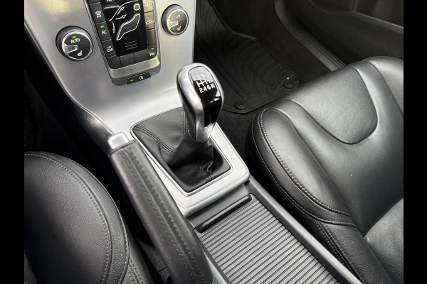 Volvo V40 2.0 T2 Nordic+ Leder