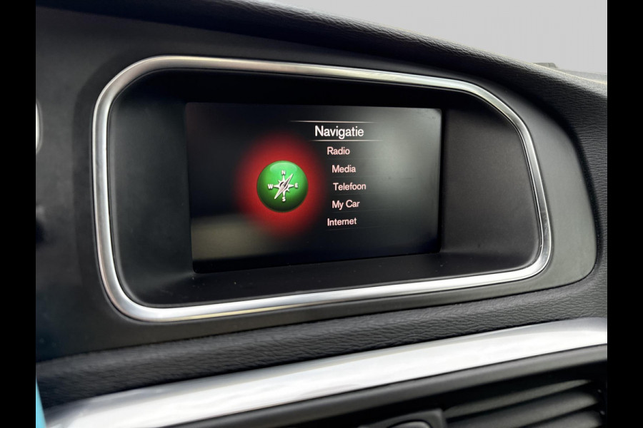 Volvo V40 2.0 T2 Nordic+ Leder