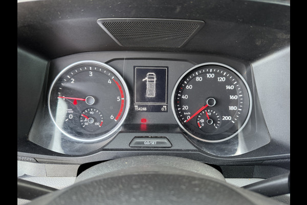 Volkswagen Crafter 35 2.0 TDI 141 PK Euro 6 L3H3 CarPlay/dab/cruise control/navigatie