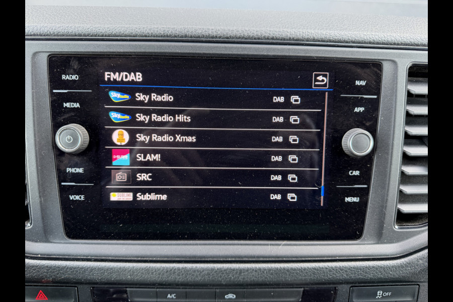 Volkswagen Crafter 35 2.0 TDI 141 PK Euro 6 L3H3 CarPlay/dab/cruise control/navigatie