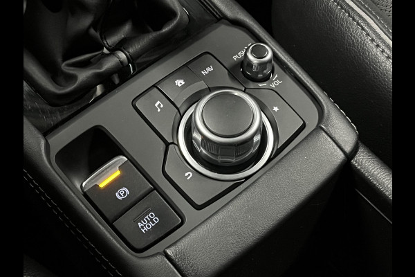 Mazda CX-3 2.0 SkyActiv-G 121 Luxury Adapt. cruise | Leder | Camera | Stoel-/Stuurverwarming | Head-up | Navigatie