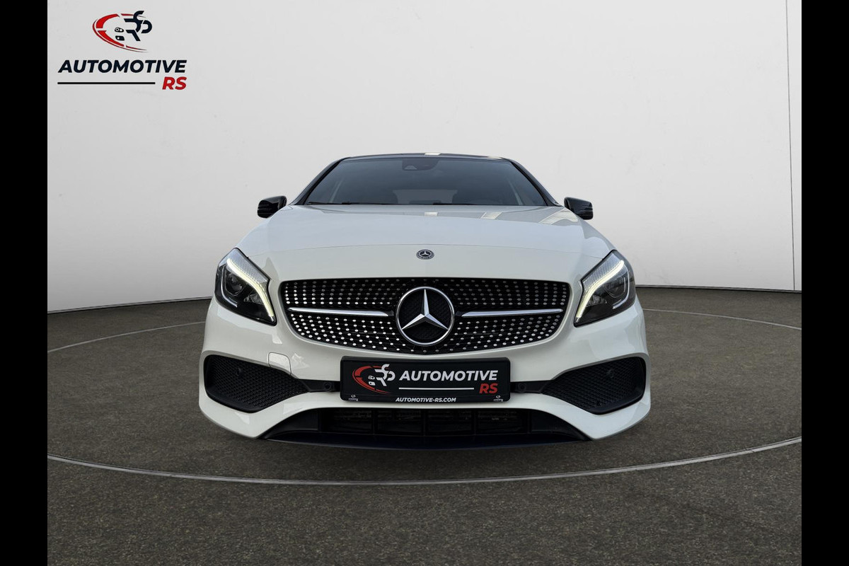 Mercedes-Benz A-Klasse 180 AMG-Line Pano Sportstoelen Led Navi Camera Parkeersensor V+A Cruise Control Sfeerverlichting