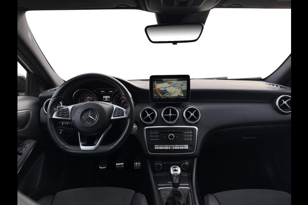 Mercedes-Benz A-Klasse 180 AMG-Line Pano Sportstoelen Led Navi Camera Parkeersensor V+A Cruise Control Sfeerverlichting