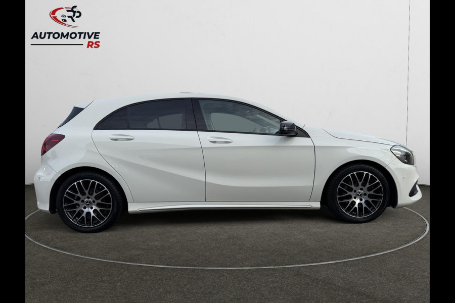 Mercedes-Benz A-Klasse 180 AMG-Line Pano Sportstoelen Led Navi Camera Parkeersensor V+A Cruise Control Sfeerverlichting