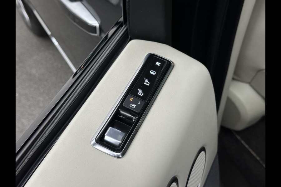 Land Rover Range Rover 2.0 P400e Autobiography | Dealer Onderhouden | Nieuw Accu-Pakket | Panorama | ACC | 360 Camera | Massage | Stoelventilatie V+A | ISO-Glas | Meridian-Sound | Memory Achter | Alcantara Hemelbekleding | Elektrische Achter-Stoelen | Stoelverwarming V+A | 4-Zone Clima | Keyless-Entry | Luchtvering |