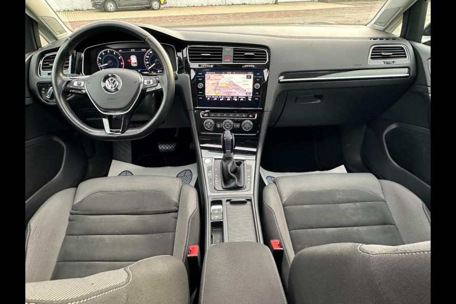 Volkswagen Golf 1.4 TSI Comfortline ACC l Pano l Xenon