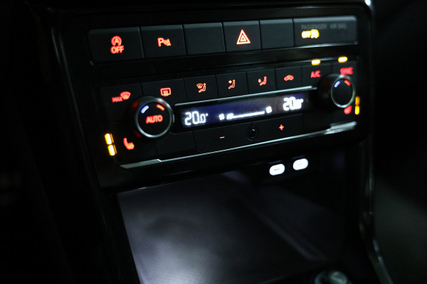 Volkswagen T-Cross 1.0 TSI Style Business DSG NAVI CARPLAY CLIMA PDC CRUISE '21