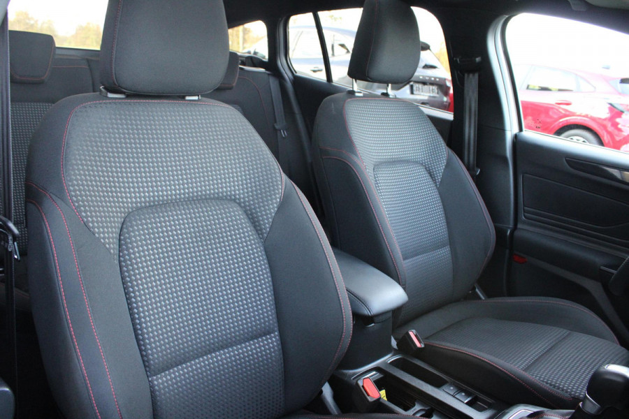 Ford FOCUS Wagon 1.0 EcoBoost Hybrid ST Line X 155pk | Trekhaak afneembaar | Panoramadak | Bang&Olufsen | Adaptive cruise control | Winter Pack | All season banden | Camera
