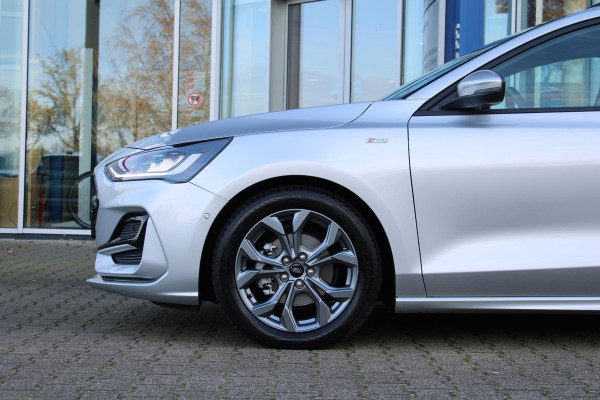 Ford FOCUS Wagon 1.0 EcoBoost Hybrid ST Line X 155pk | Trekhaak afneembaar | Panoramadak | Bang&Olufsen | Adaptive cruise control | Winter Pack | All season banden | Camera