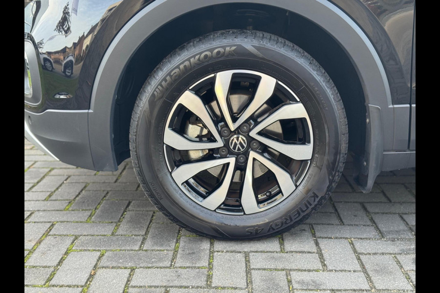 Volkswagen T-Cross 1.0 TSI GO | Stoelverwarming, Apple carplay/Android auto, Adaptive cruise control, Navigatie, Parkeersensoren
