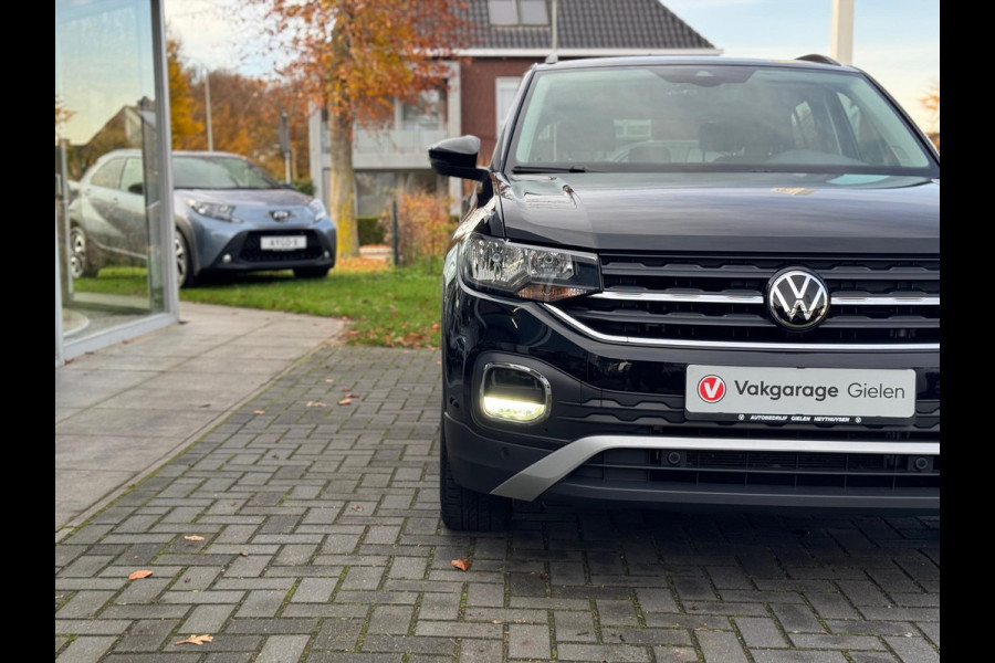 Volkswagen T-Cross 1.0 TSI GO | Stoelverwarming, Apple carplay/Android auto, Adaptive cruise control, Navigatie, Parkeersensoren